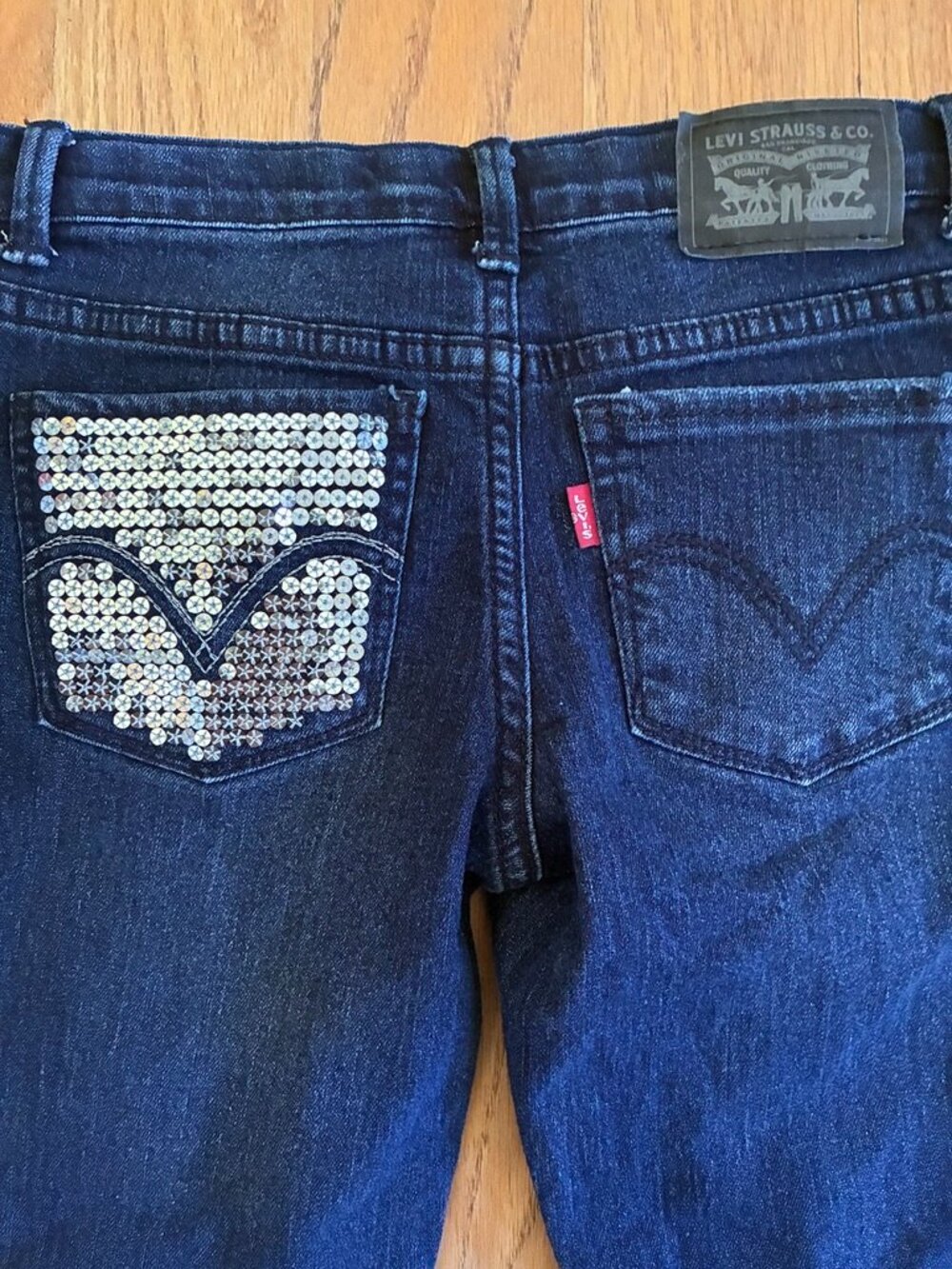 Levi’s 710 Super Skinny Girls 8 Dark Wash Silver Sequin Jeans